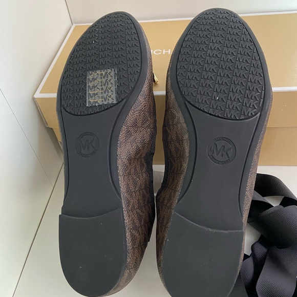 Michael Kors Myles ballet flats - Picture 10 of 11